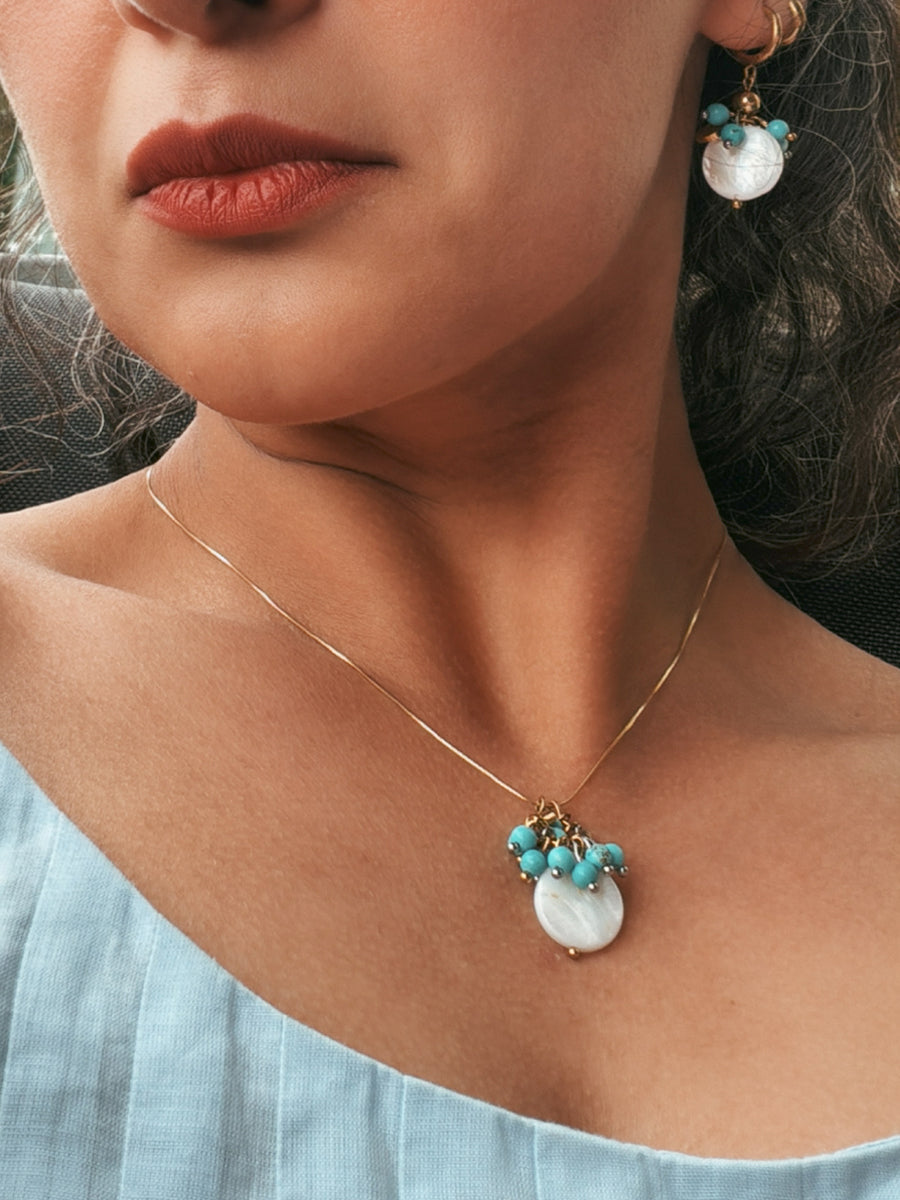 The Shell Drop Necklace