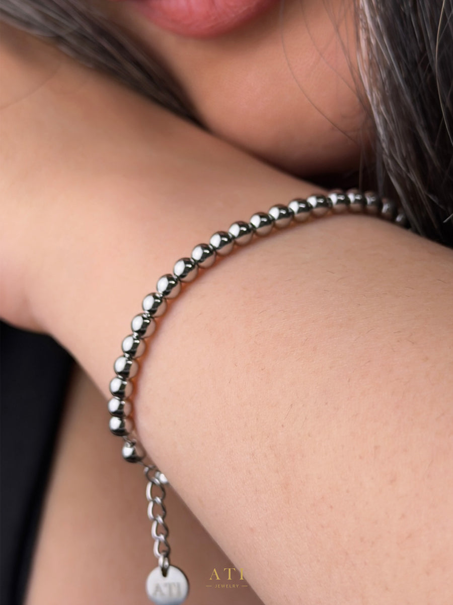 The Echo Bracelet