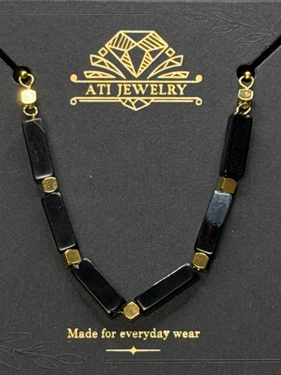 Block Line Necklace