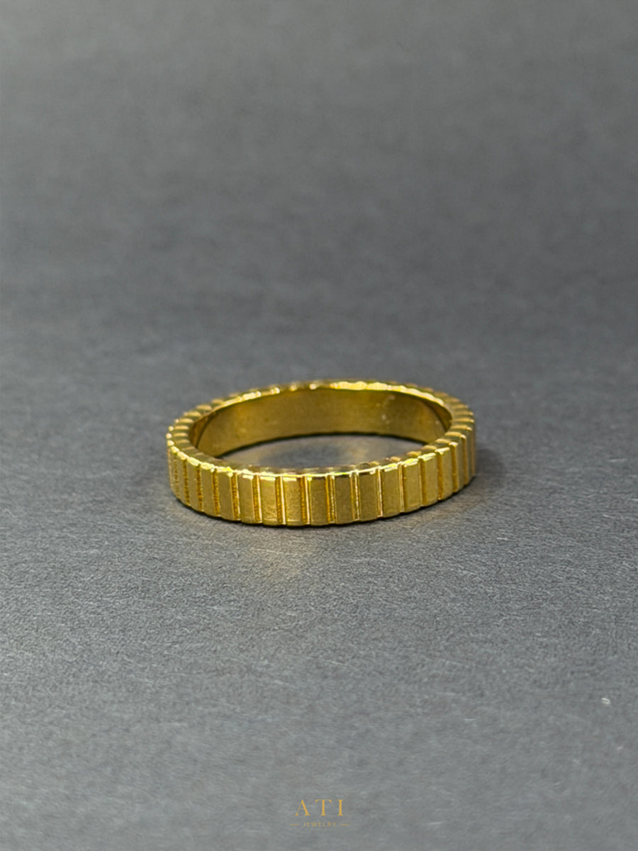 The Linear Ring