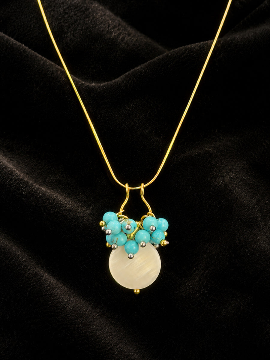 The Shell Drop Necklace