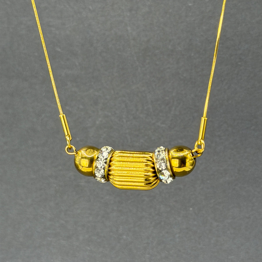 The Ruff Necklace