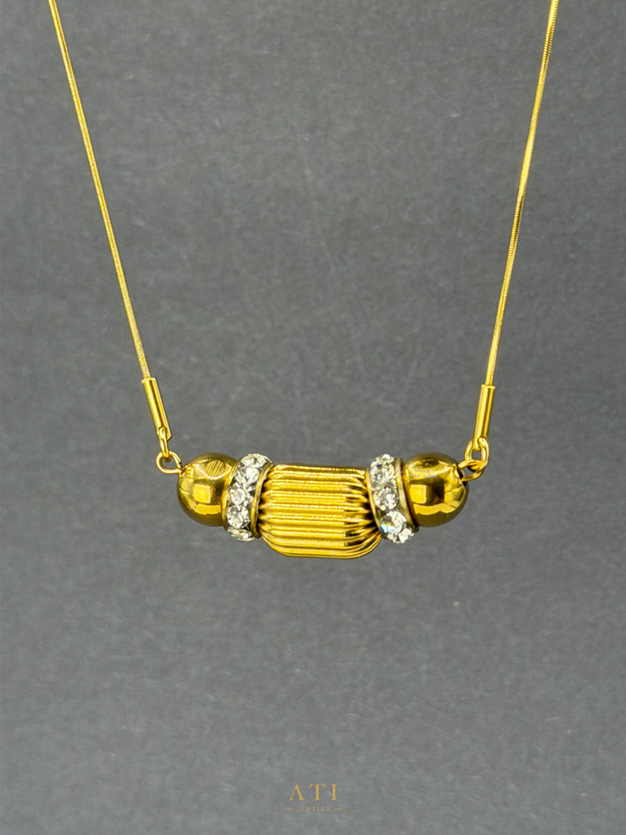 The Ruff Necklace