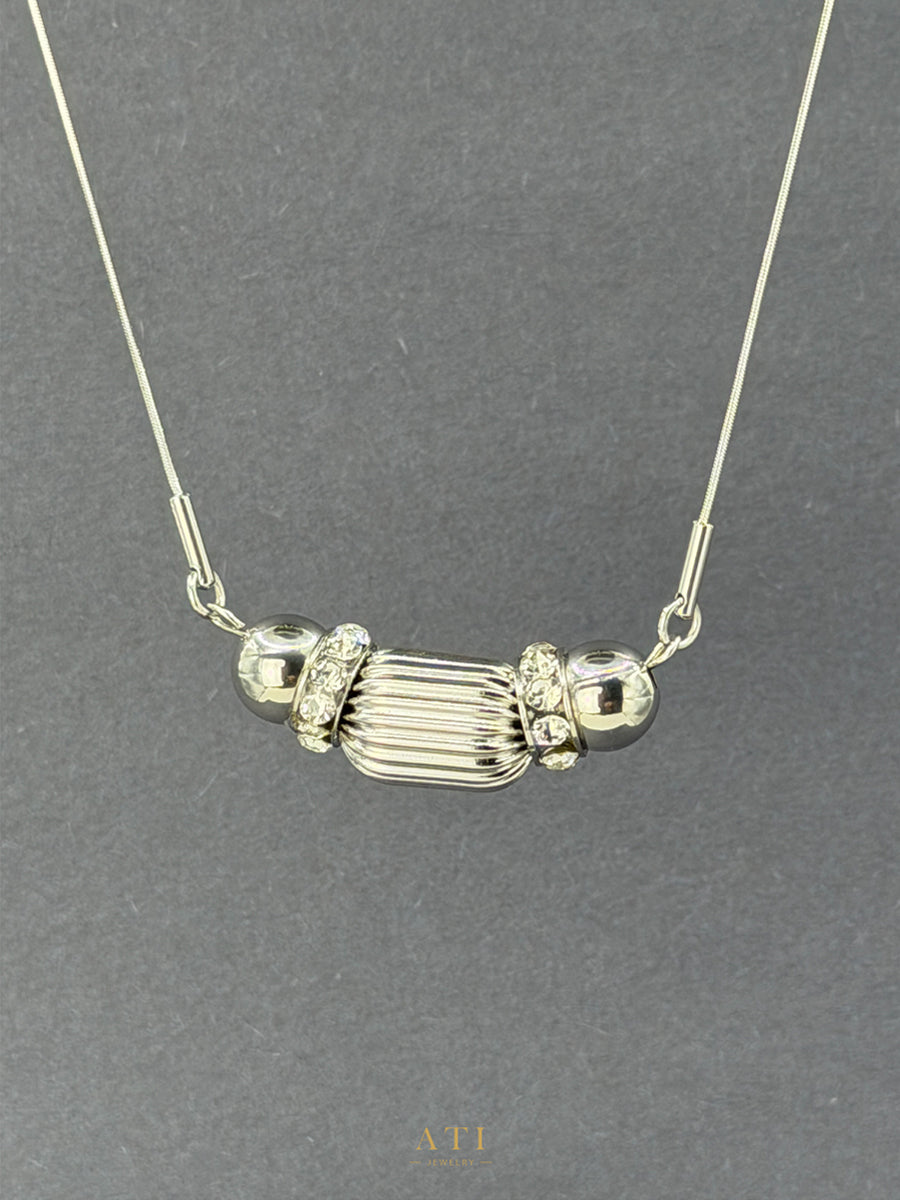 The Ruff Necklace