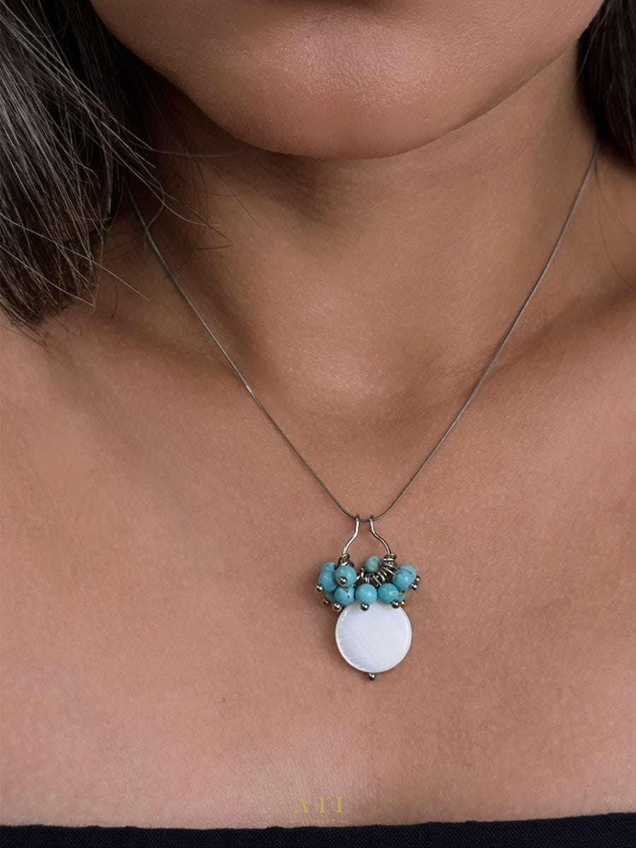 Shell Drop Necklace