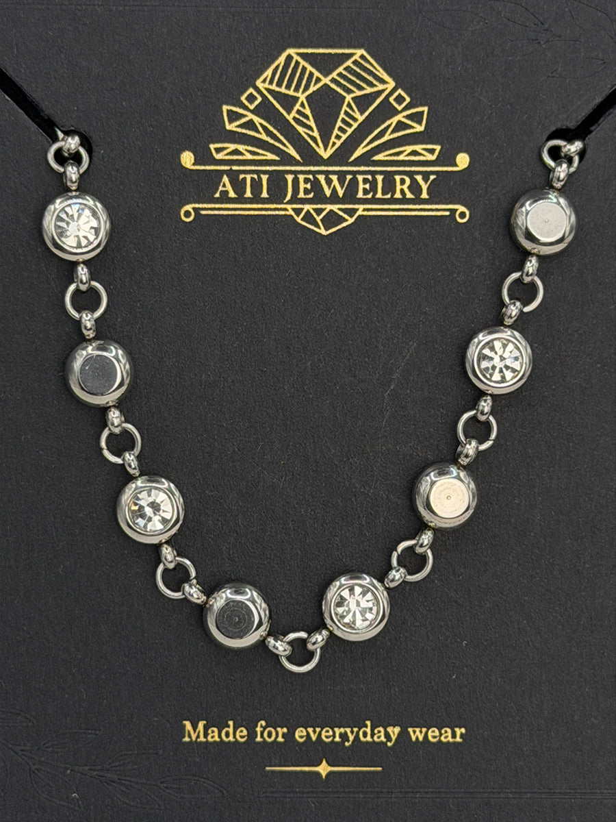 Elara Station Necklace
